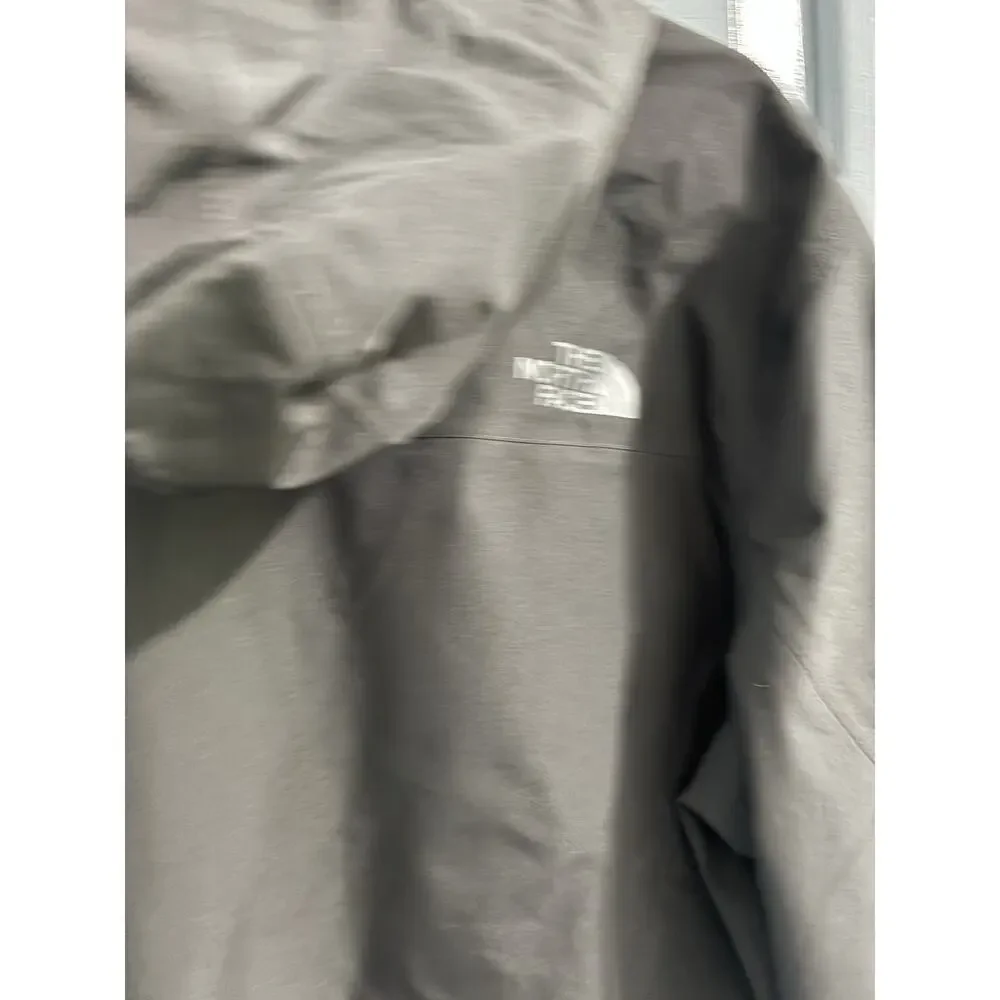 The North Face Dryzzle Jacket Mens Medium Black Futurelight Hooded Rain LOGO